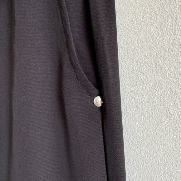 New! ORB • The Riley Breezy Straight Leg Cargo Pant in Black - Picture 4 of 10